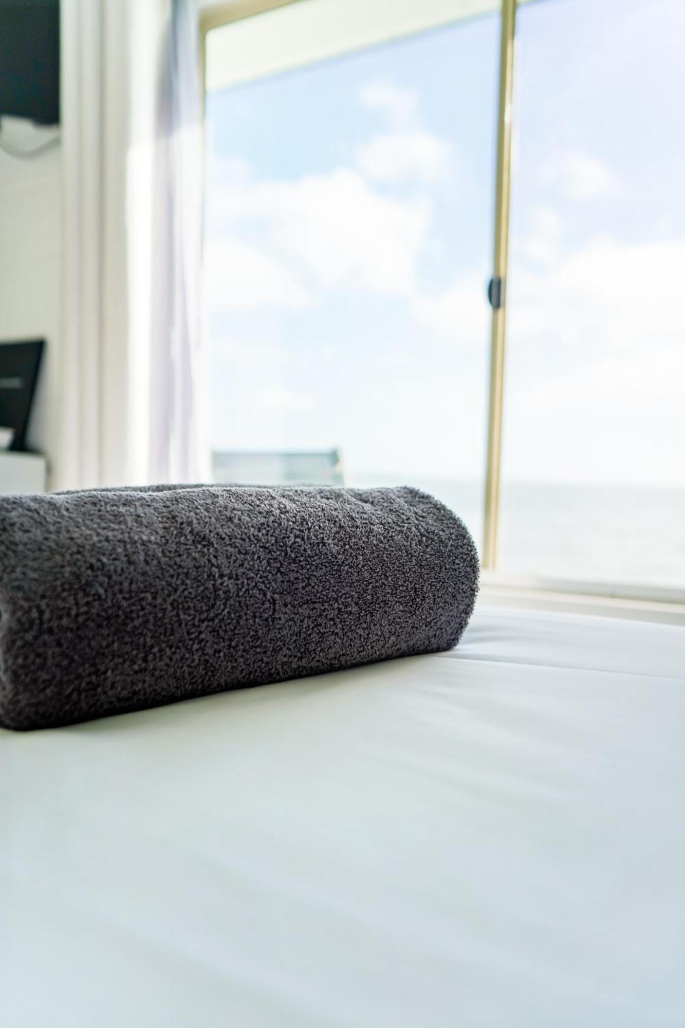 Meningie Waterfront Motel Экстерьер фото