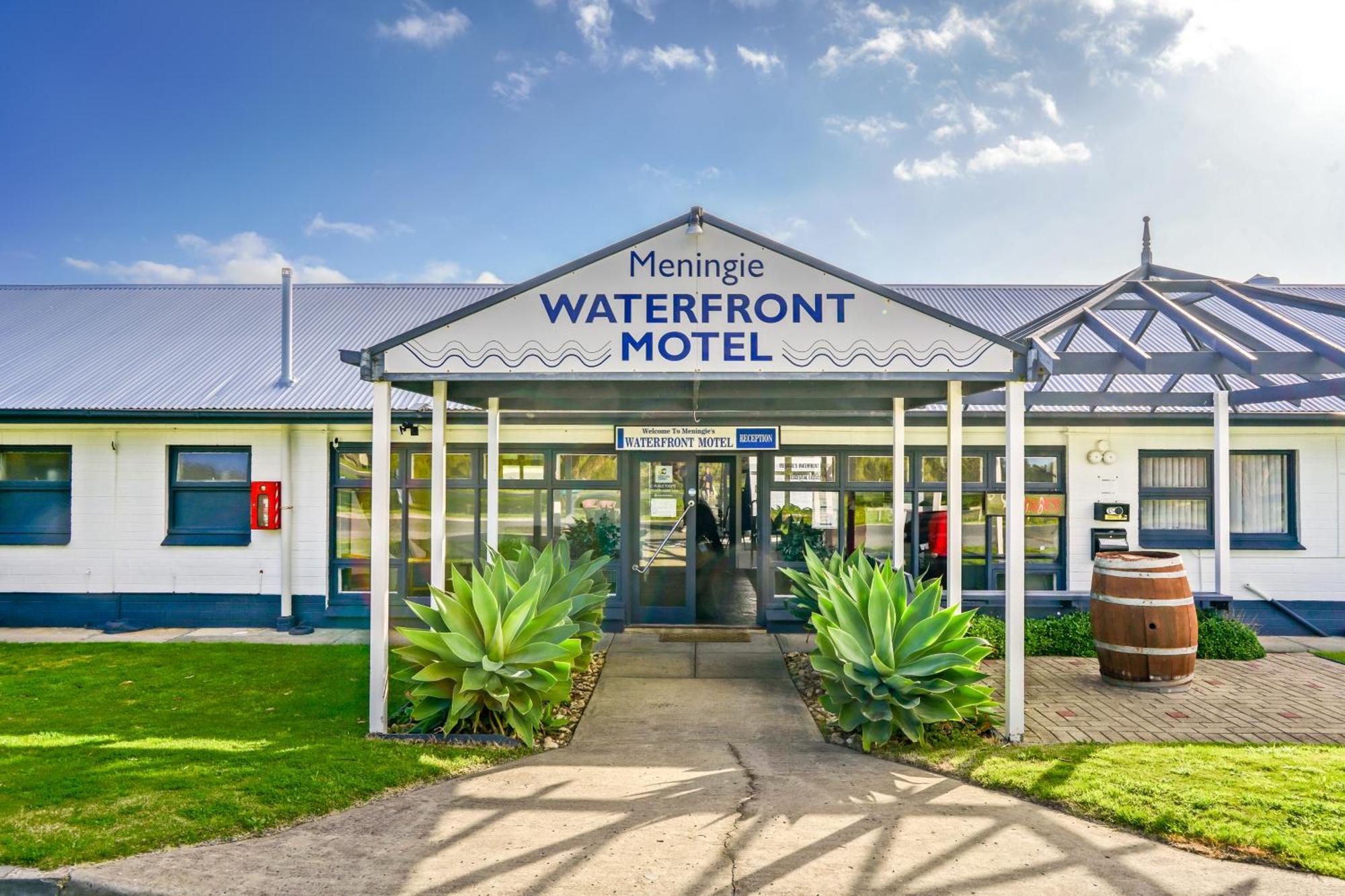 Meningie Waterfront Motel Экстерьер фото