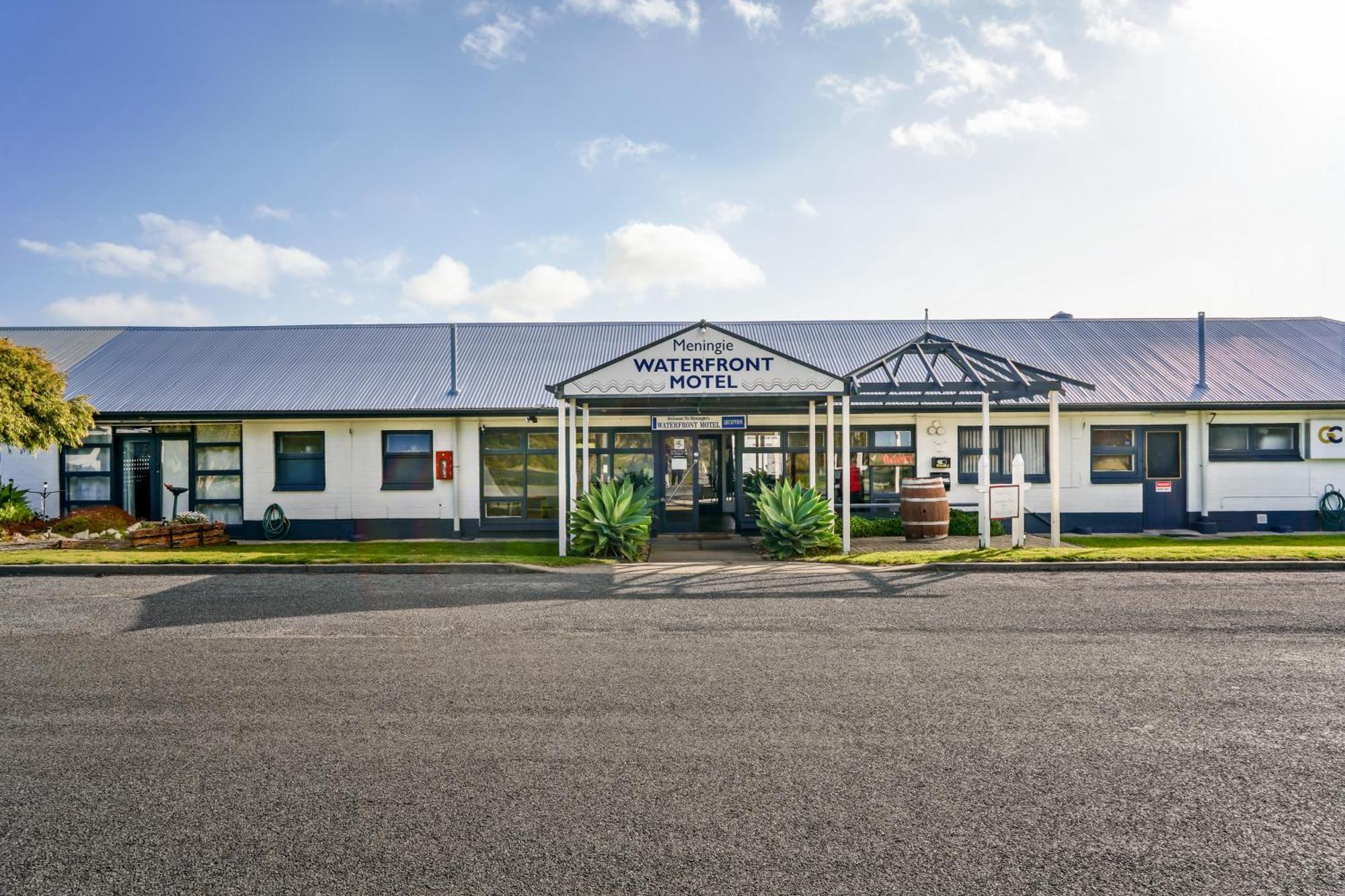 Meningie Waterfront Motel Экстерьер фото