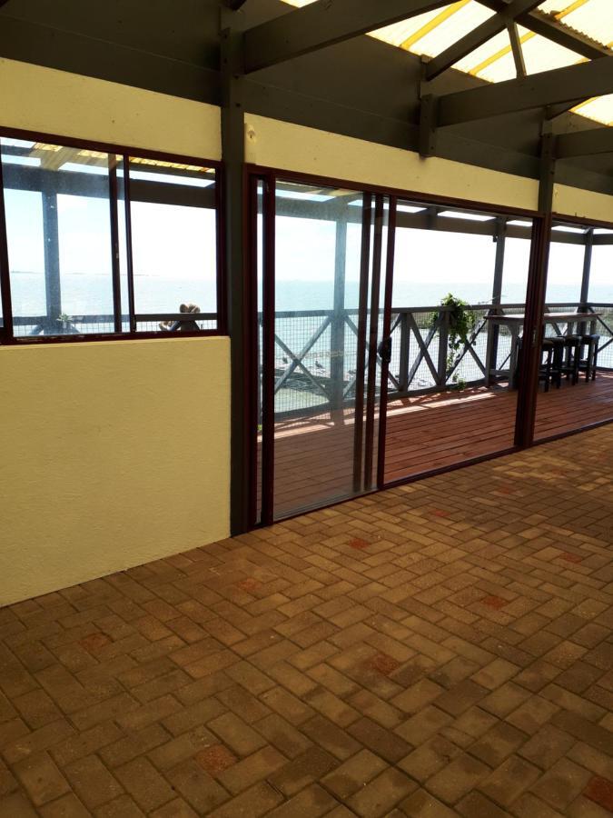 Meningie Waterfront Motel Экстерьер фото