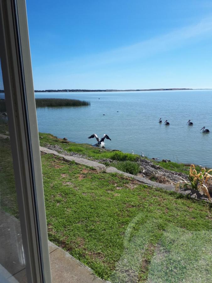 Meningie Waterfront Motel Экстерьер фото